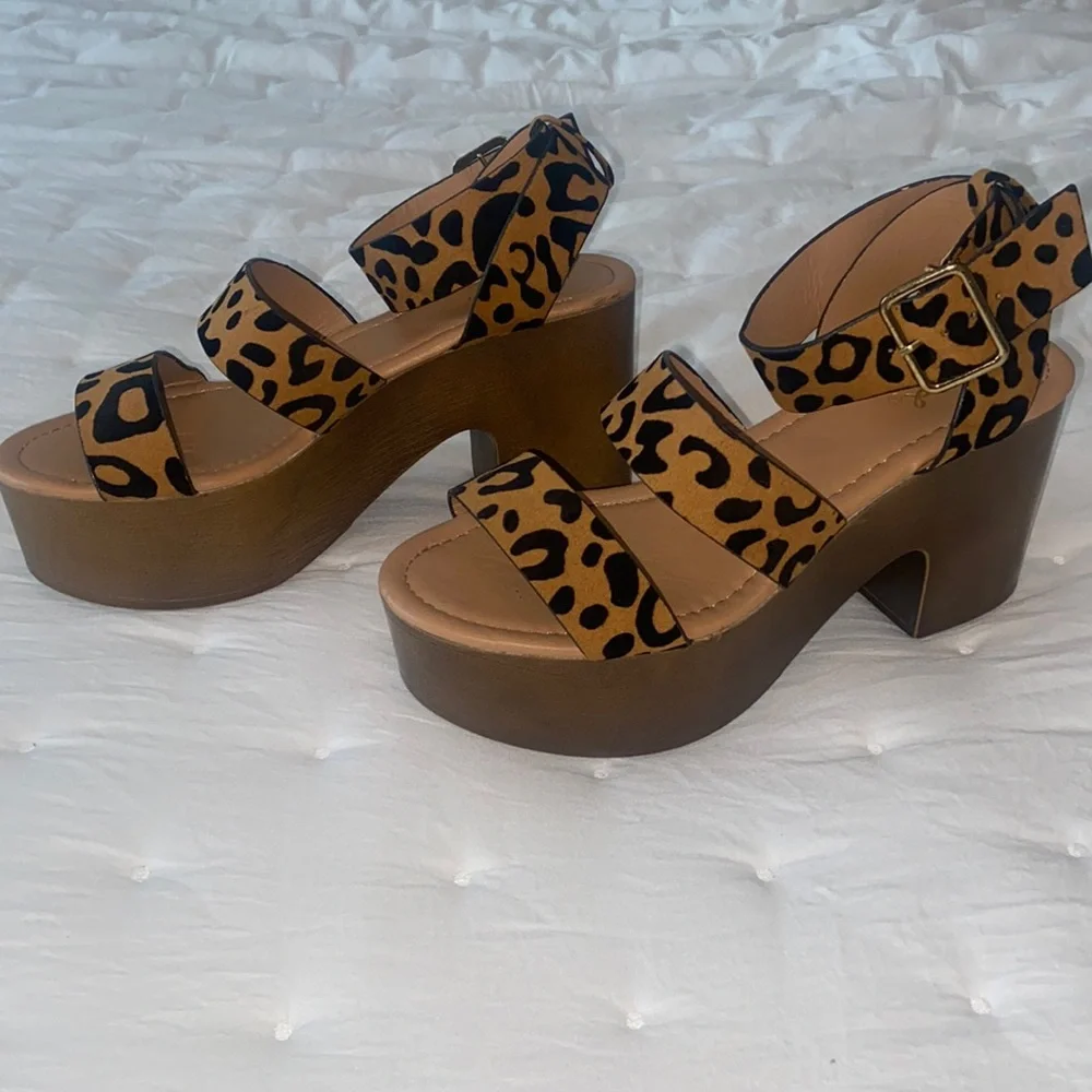 Quipd Leopard Clog Platform Sandal